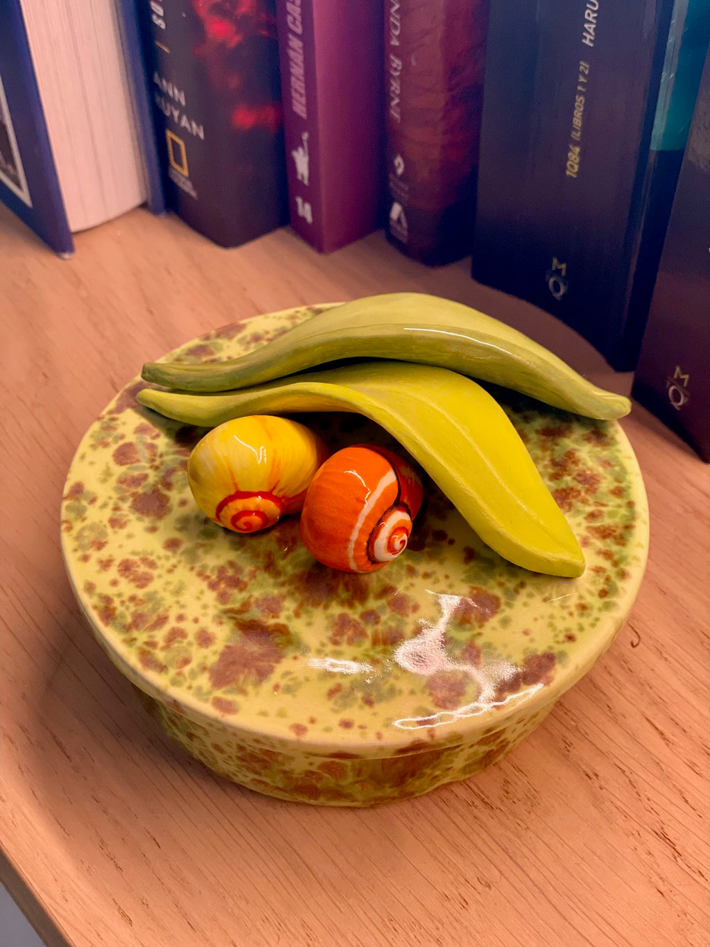 Ceramic Jewelry box Handcrafted Chromatic Polymita Green