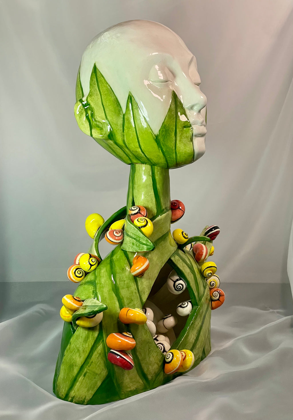 Ceramic Head Polymita Effervescense