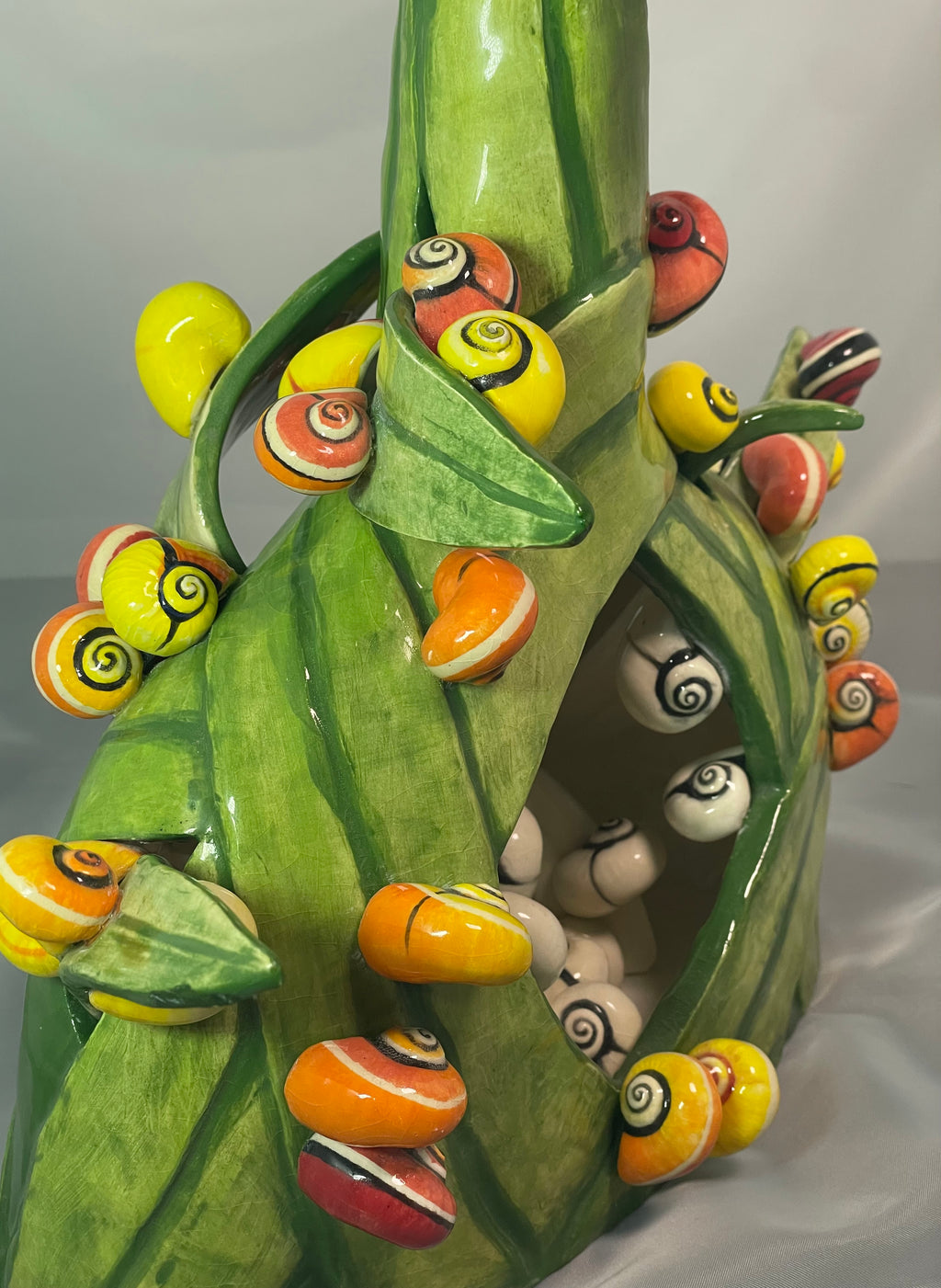 Ceramic Head Polymita Effervescense