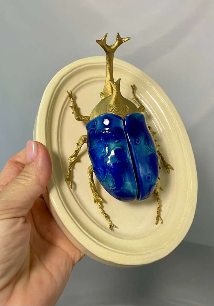 Chromatic Beetle Golden Reef
