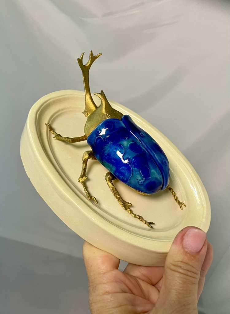 Chromatic Beetle Golden Reef