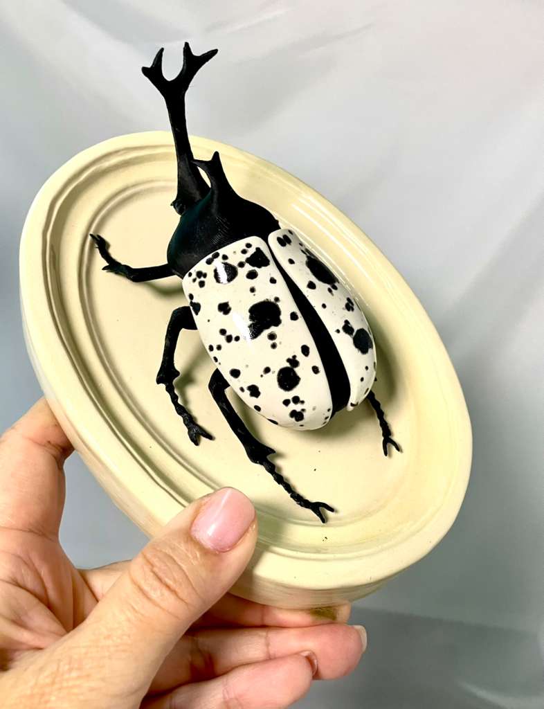 Chromatic Beetle Dalmatian Ink