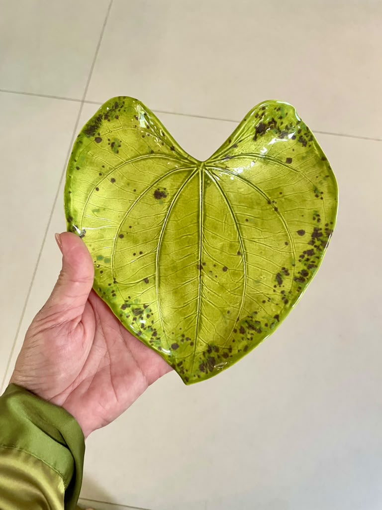 Unique Ceramic Leaf Tray Chartreuse