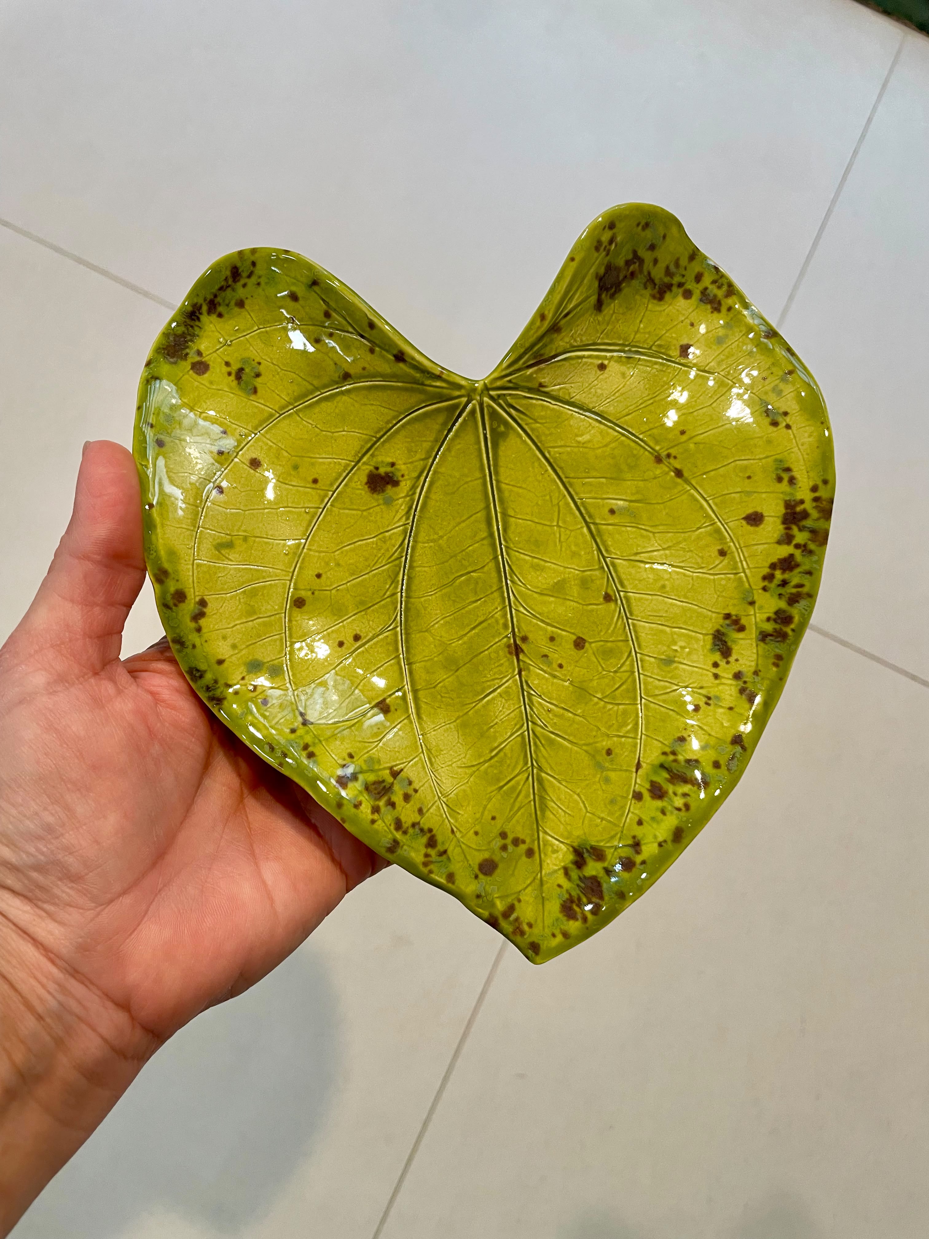 Unique Ceramic Leaf Tray Chartreuse